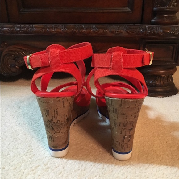 Candie’s wedges size 8 - Picture 3 of 16